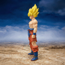 Gigantic Series Super Saiyan Goku Action Figure