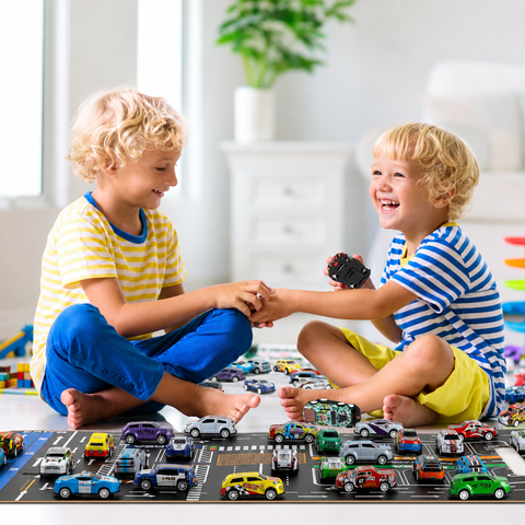 30-Piece Mini Metal Racing Cars with Road Play Mat