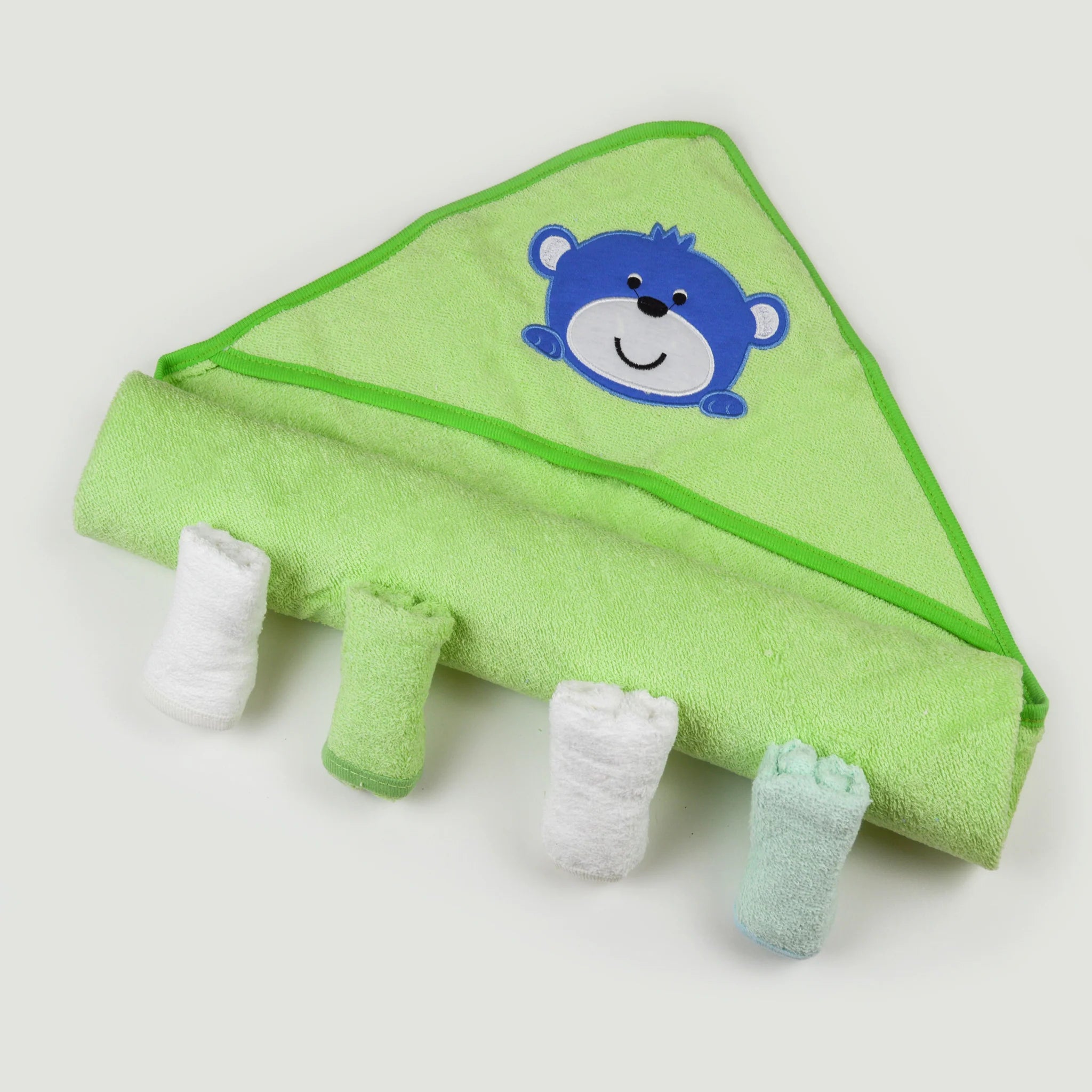 Ultra Soft Hooded Bath Towel Set For Toddlers - KiddieWink - Gifts They'll Love