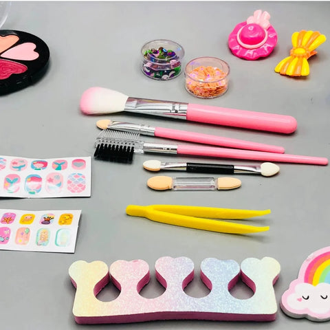 Little Princess Royal Beauty Play Make Up Kit Bag