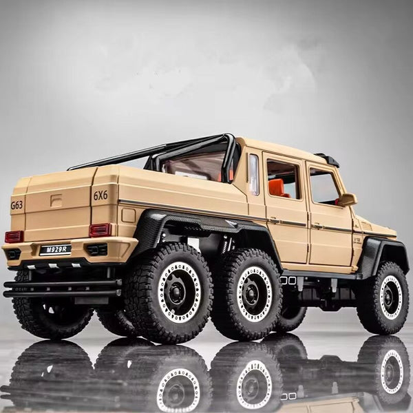 Diecast Model Mercedes G63 AMG 6x6 1/24