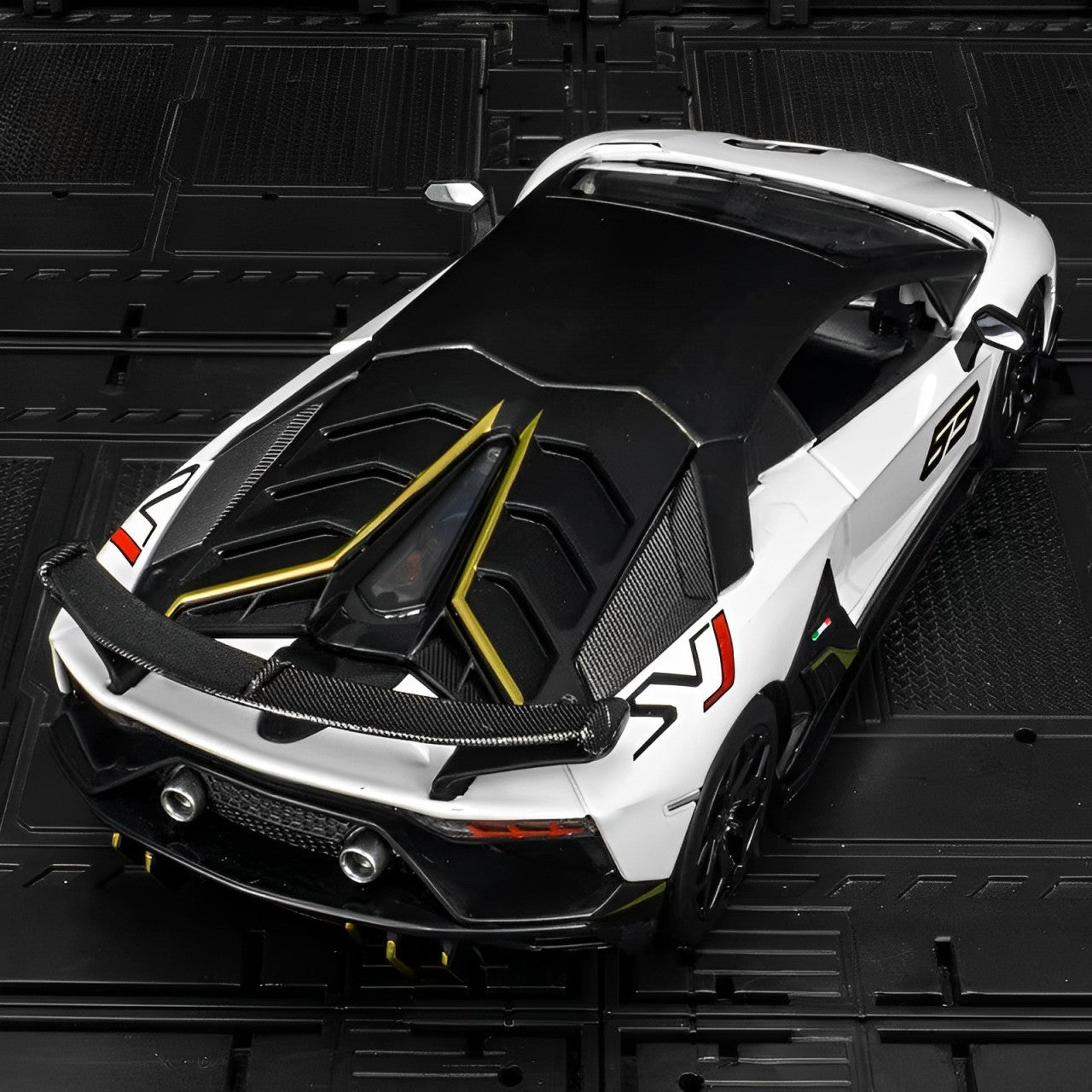 Diecast Model Officially Licensed Lamborghini Aventador 1/24 - KiddieWink - Gifts They'll Love