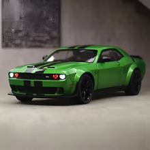 Diecast Model Dodge Challenger Hellcat SRT 1/24