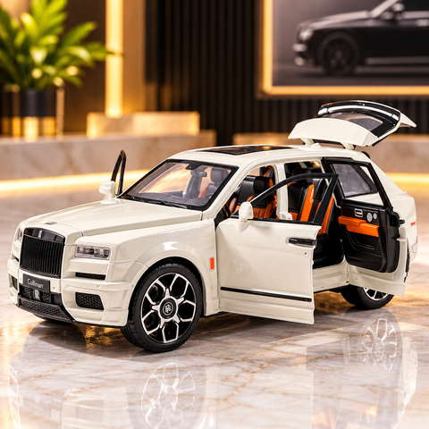 1:20 Rolls Royce Cullinan Mansory Diecast