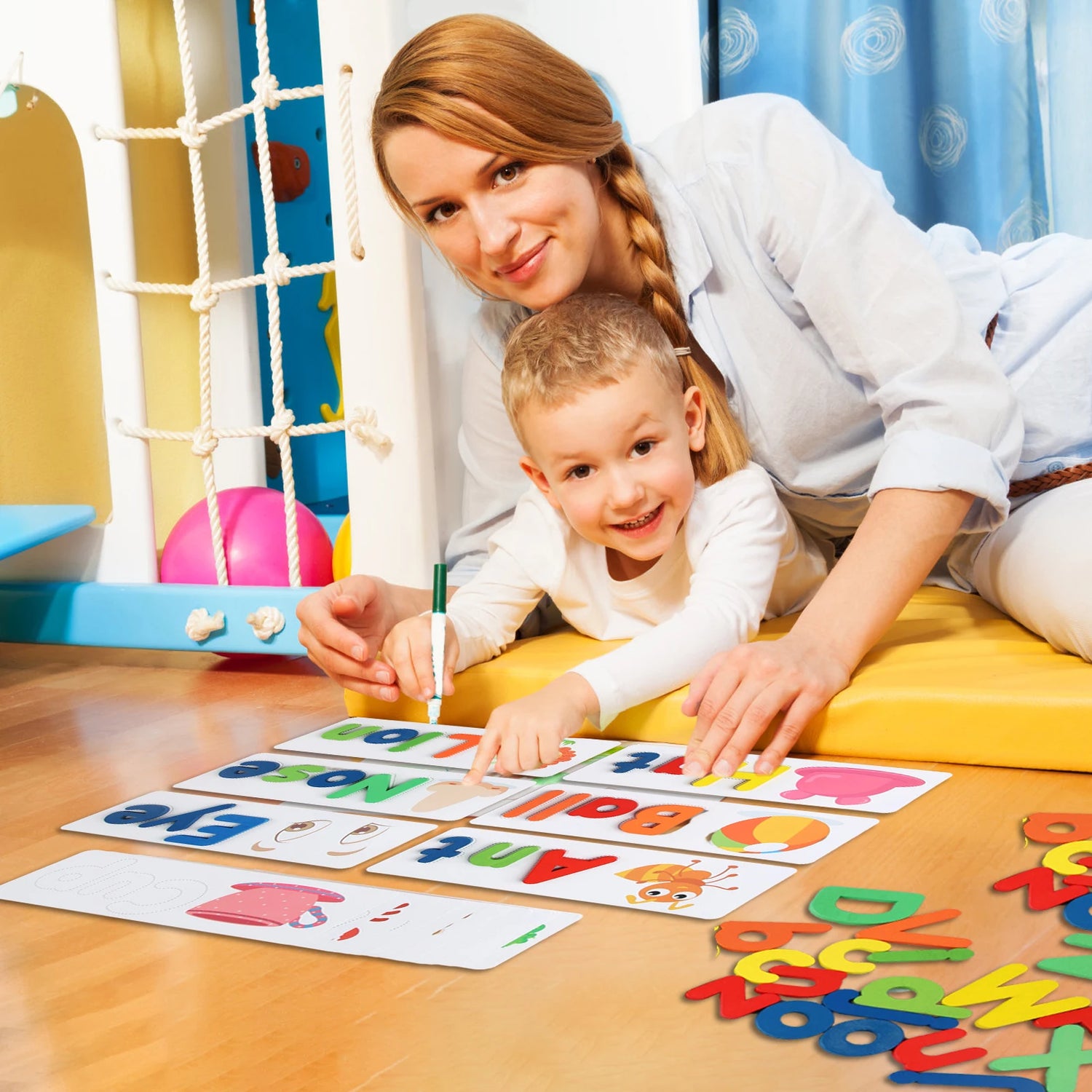 Kids Spelling Puzzle Flashcard Learning Game - KiddieWink - Gifts They'll Love