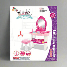 PRINCESS DRESSING TABLE SET – 39-PIECE PRETEND MAKEUP KIT