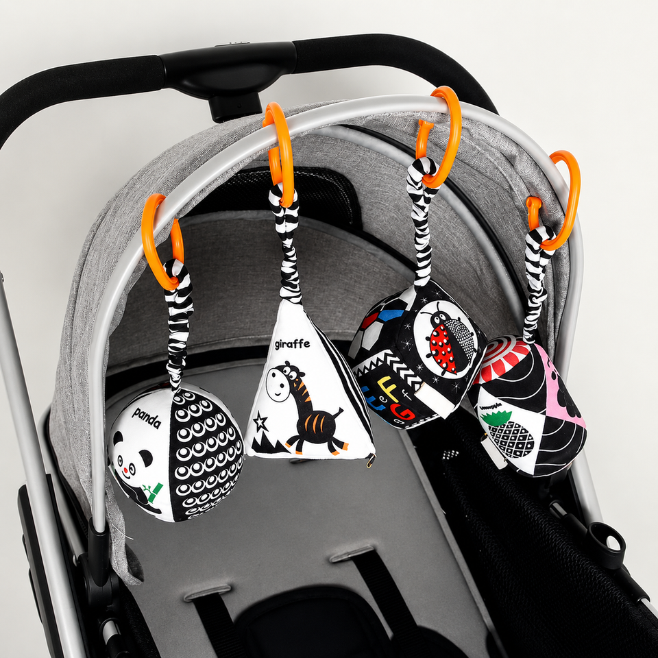 High Contrast Black And White Hanging Rattle Set – image 3 – KiddieWink